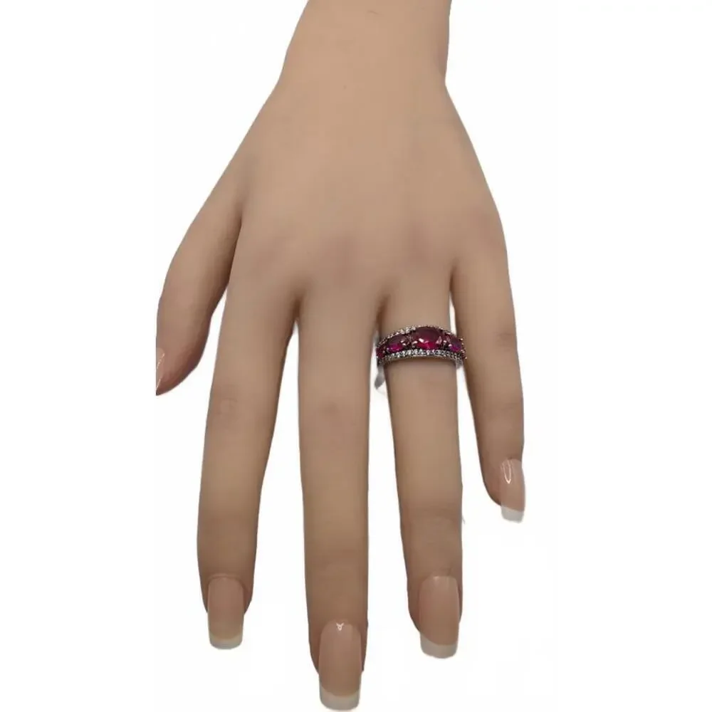 Elegant Women's Ring with Red and Clear Stones Size 7